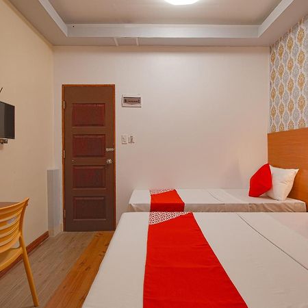 OYO 685 K Fortune Apartelle Lapu-Lapu City Esterno foto