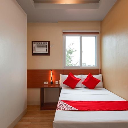 OYO 685 K Fortune Apartelle Lapu-Lapu City Esterno foto